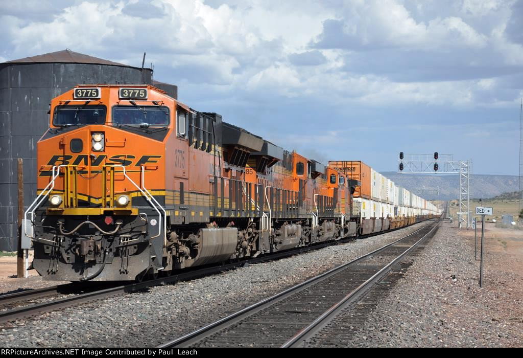 Westbound intermodal comes up the grade